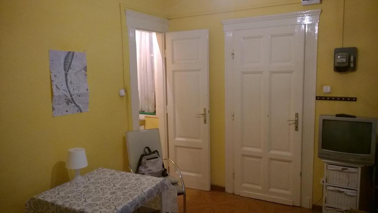 White Ship Apartman Budapesta Exterior foto