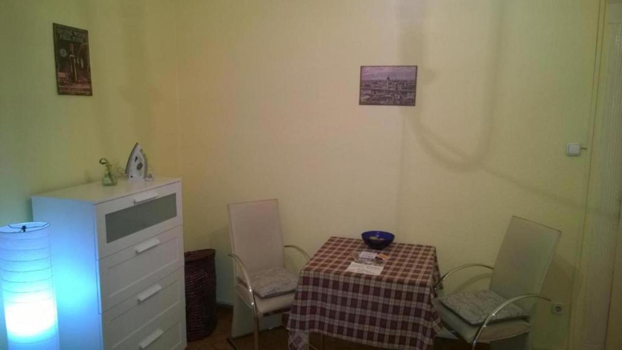 White Ship Apartman Budapesta Exterior foto
